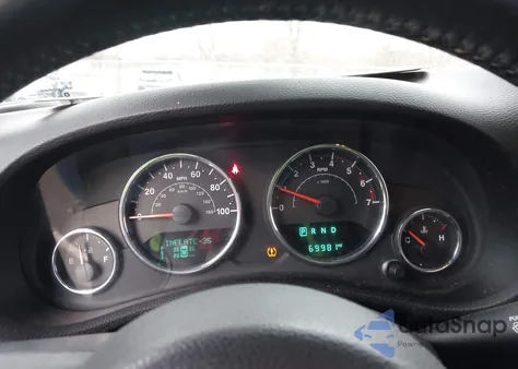 2017 Jeep Wrangler Sport 4X4 z USA, uszkodzony, nr VIN 1C4AJWAG5HL551180